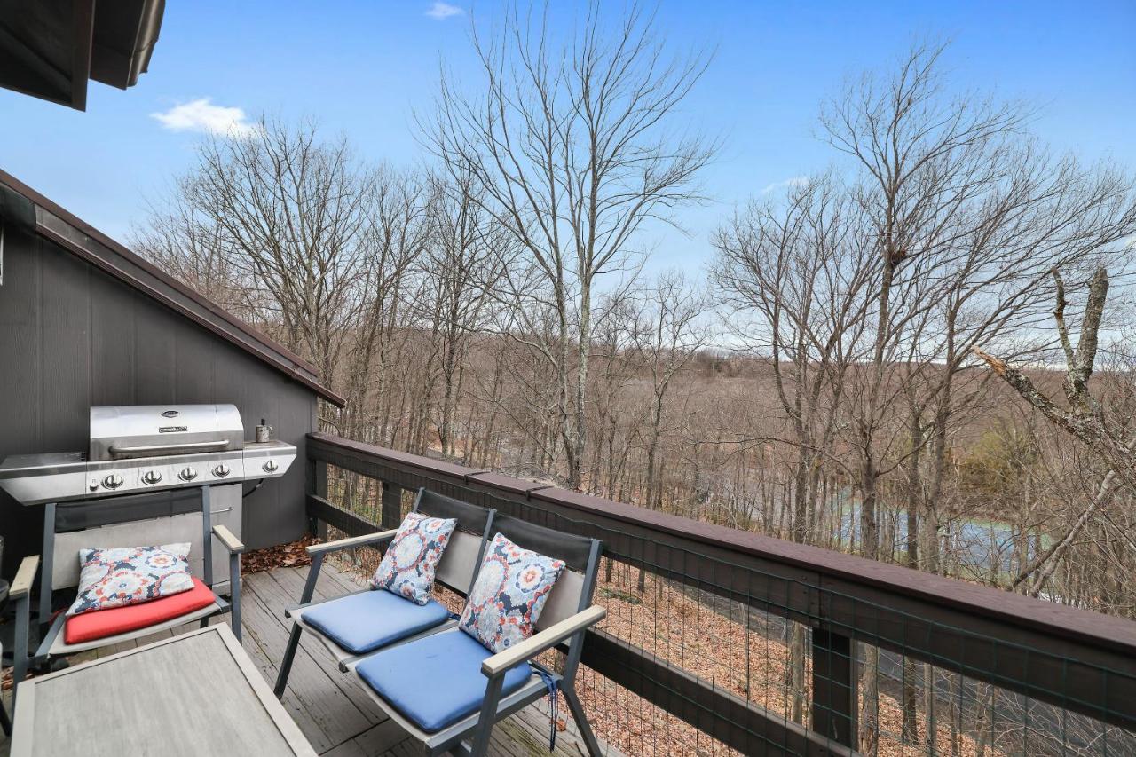Come Experience The Pocono Mountains Like Never Before! 坦纳斯维尔 外观 照片